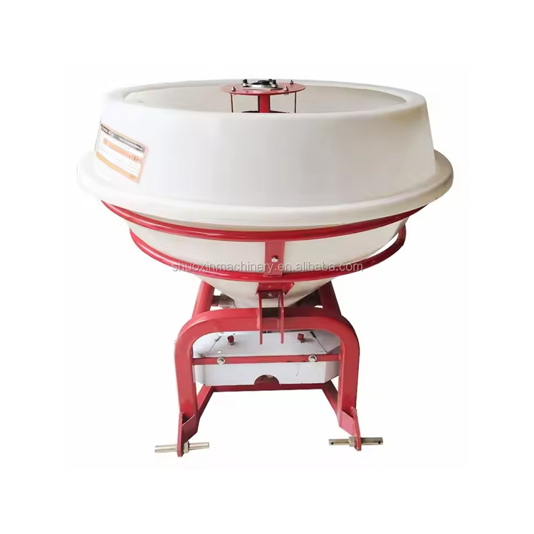 Plastikinių trąšų barstytuvų naudojimas lauke